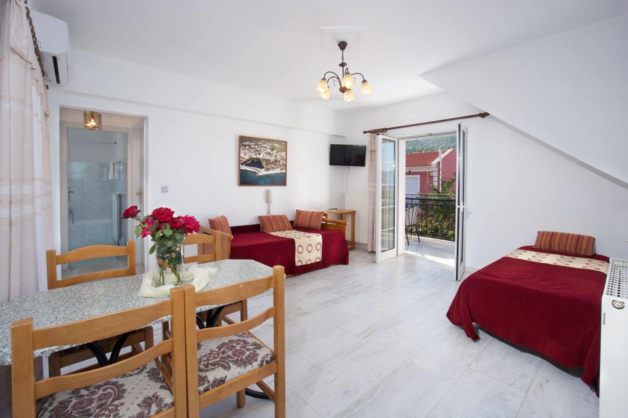 Diamanto Complex Aparthotel Karavomylos Eksteriør bilde