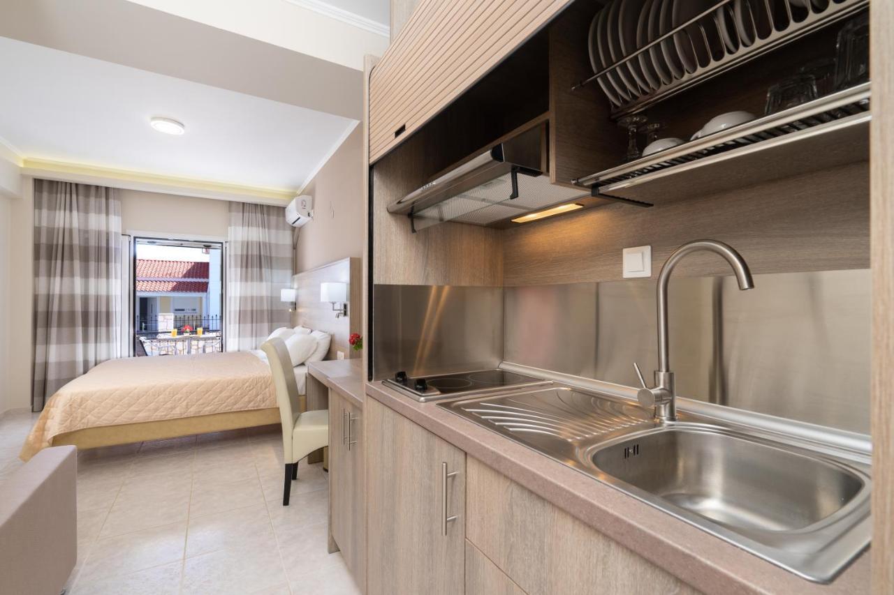 Diamanto Complex Aparthotel Karavomylos Eksteriør bilde